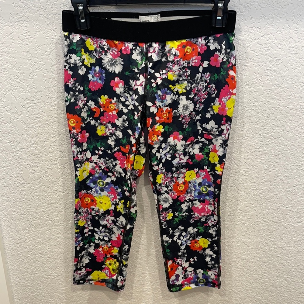 Soffe Dri Capri work out pants